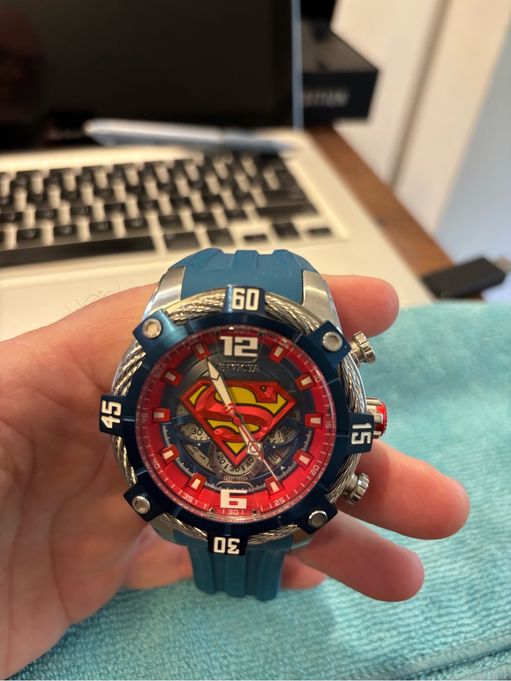 Invicta33164 Limited Edition Blue and Red Superman Logo Men's Chronograph Watch